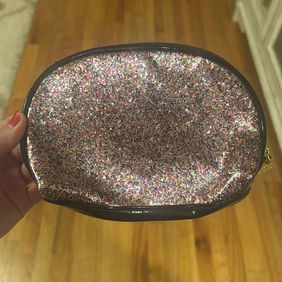 Betsey Johnson Glitter Cosmetic Case - Picture 4 of 5